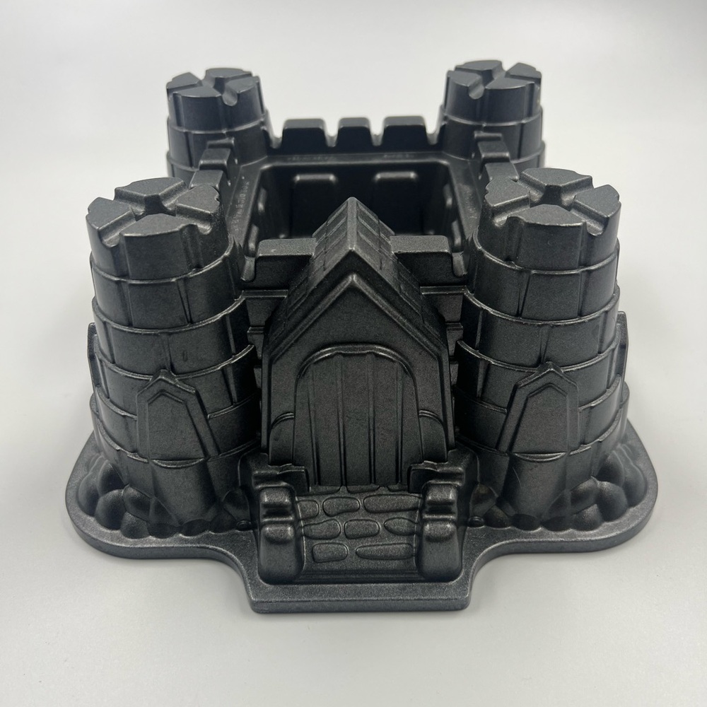 Nordicware Castle Bundt Mold 10 Cup